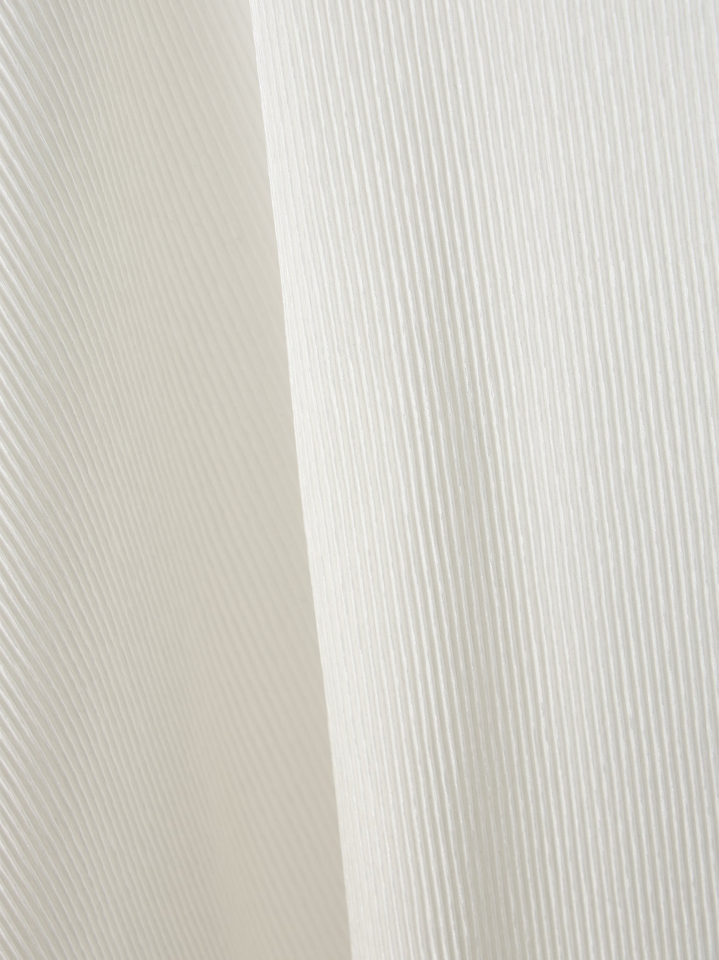 SILKY PLEATS OVERSIZED T-SHIRT