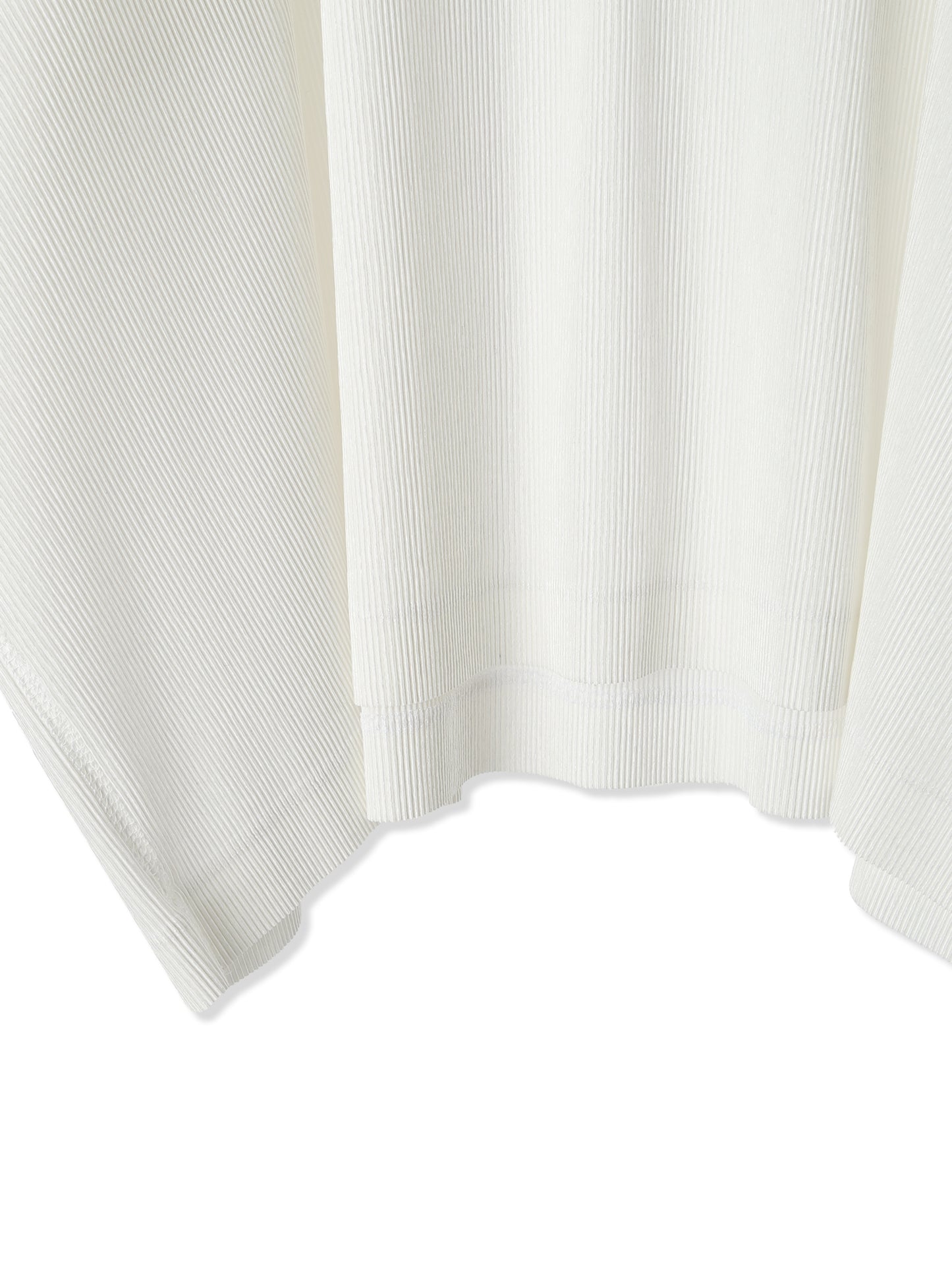 SILKY PLEATS OVERSIZED T-SHIRT