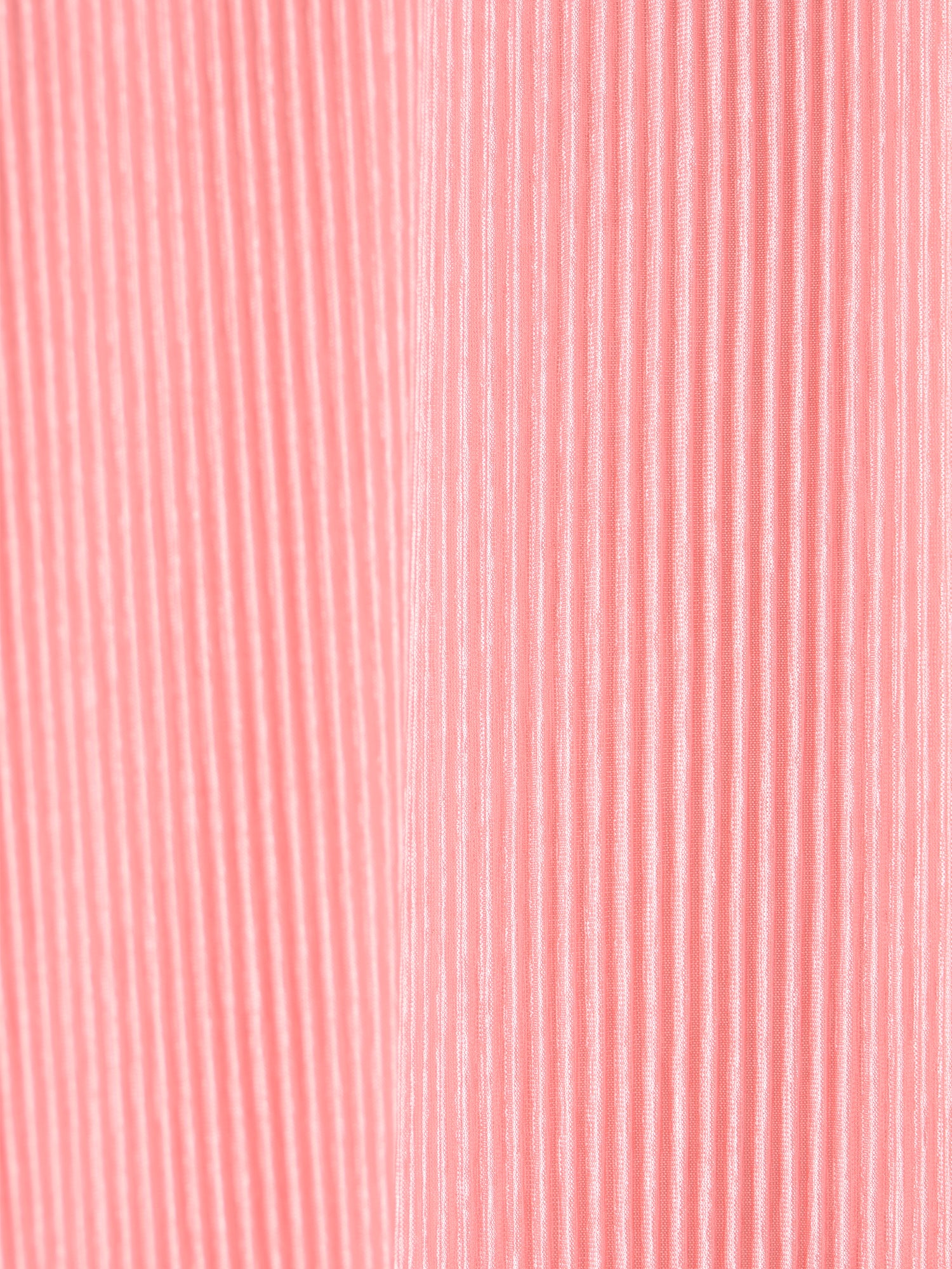 SILKY PLEATS PRINTED SLEEVELESS DRESS
