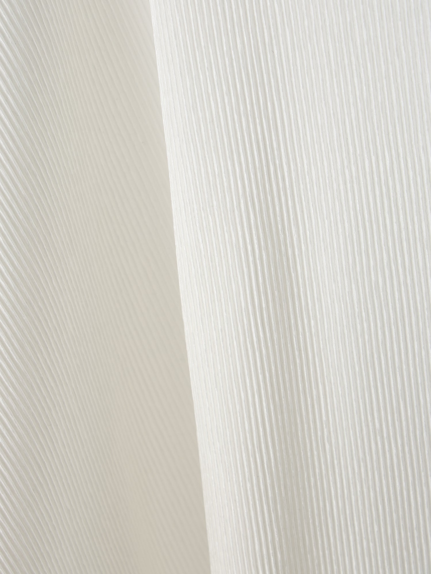 SILKY PLEATS OVERSIZED T-SHIRT
