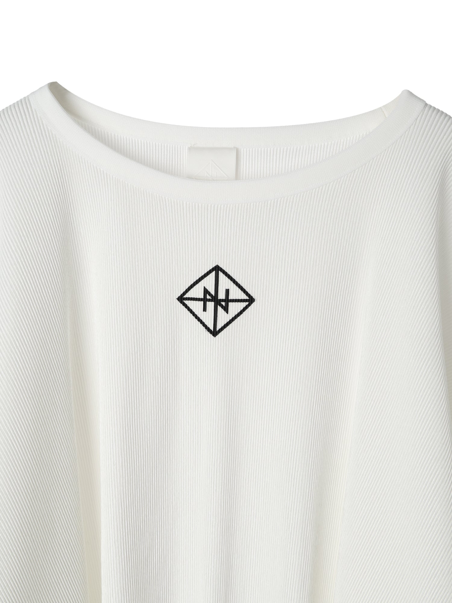 SILKY PLEATS OVERSIZED T-SHIRT