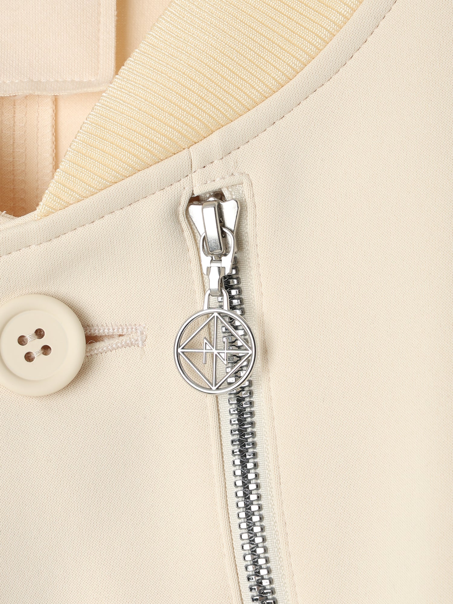 SILKY DOUBLE KNIT 3D BOMBER JACKET