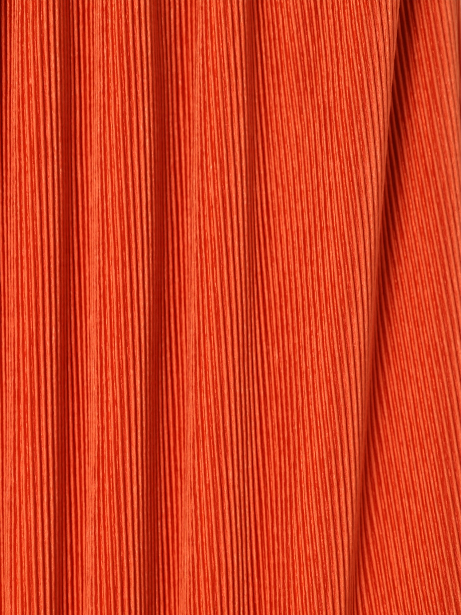 SILKY PLEATS SKIRT