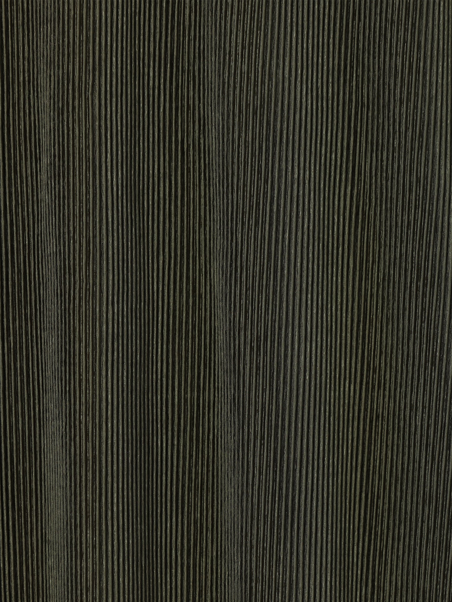 SILKY PLEATS SLEEVELESS DRESS