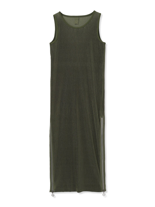 SILKY PLEATS SLEEVELESS DRESS (66 KHAKI)