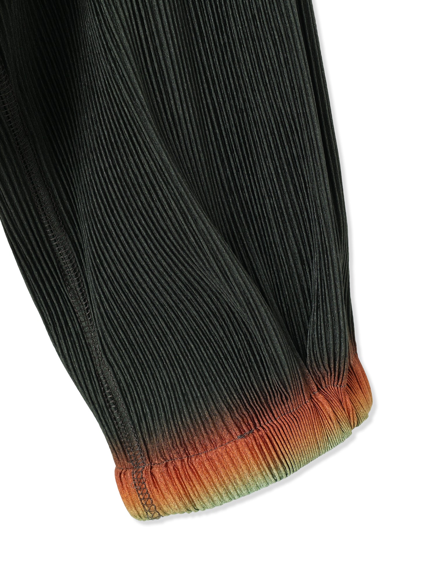 SILKY PLEATS PRINTED HOODIE